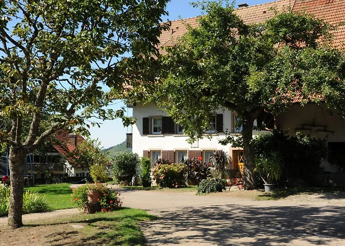 Gschwanderhof アパート *